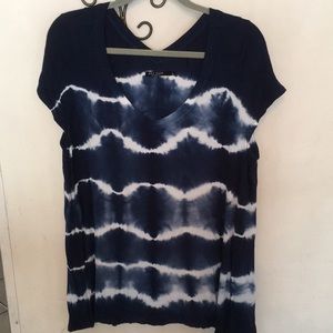 Women’s top size L  low neckline sleeveless blue